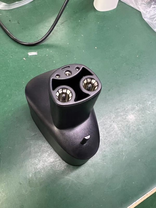 150A CCS1 ไปยัง CCS2 อัดแปลง CCS EV Connector สําหรับ Tesla Model S